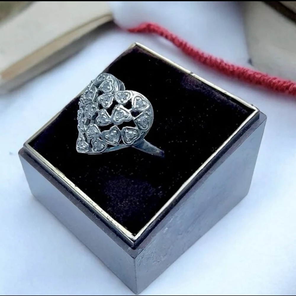 🌺Unique Genuine Diamond & Sterling Heart Ring - Picture 7 of 9